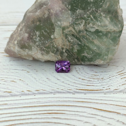 Аметист октагон 8*10 мм, смешанная огранка