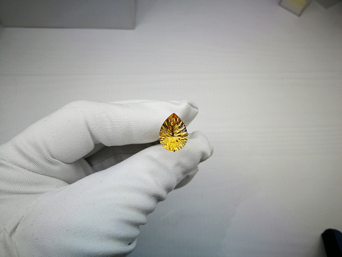 Цитрин желто-оранжевый груша фантазийная 12*16 мм