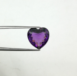 Аметист сердце 14*14 мм