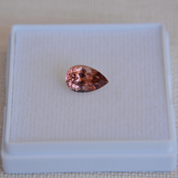 Турмалин, груша, 8.2*12.7 мм