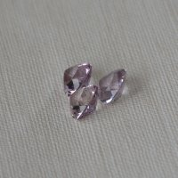 Аметист светлый выращенный, триллион, 12*12 мм