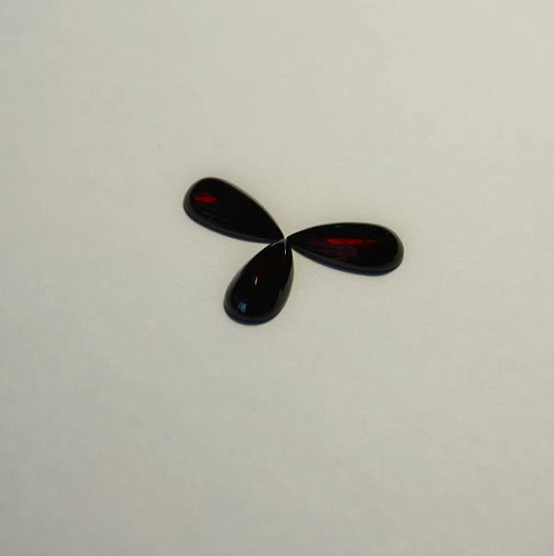 Гранат, груша-кабошон 8*16 мм