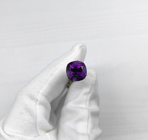 Аметист кушон 12*12 мм