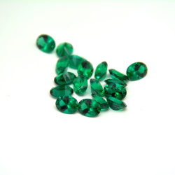 Изумруд гидротермальный, овал, 6*8 мм