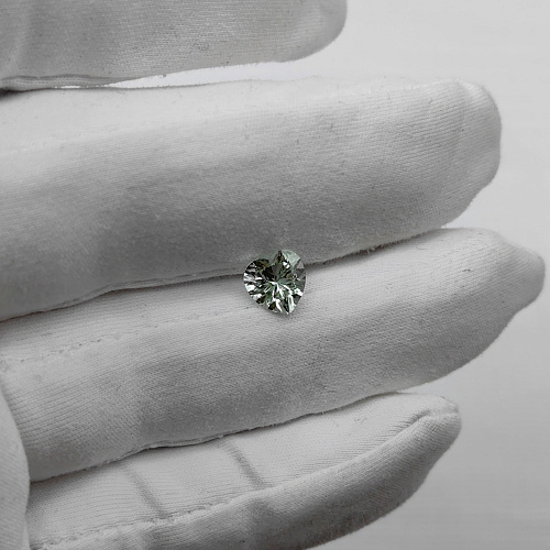 Аквамарин сердце 7*7 мм