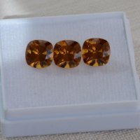 Наноситал султанит, кушон 10*10 мм