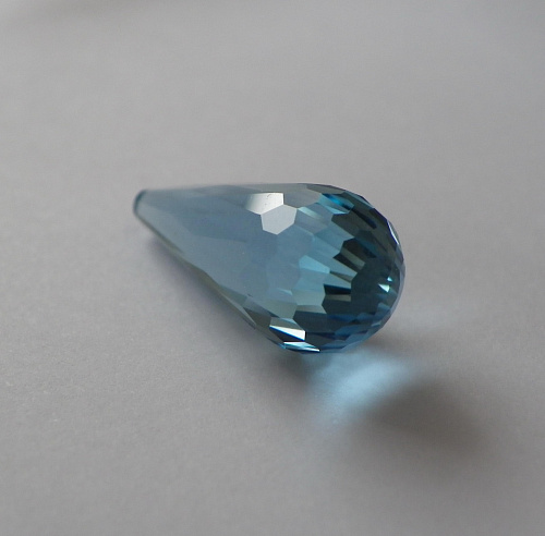 Топаз голубой, бриолет, 10.5*24 мм