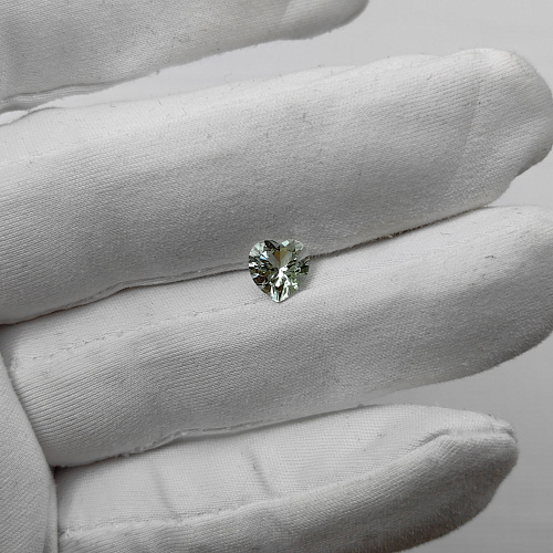 Аквамарин сердце 7*7 мм