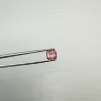 Турмалин розовый октагон фантазийный 8.8*8.8 мм