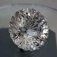 Горный хрусталь, огранка Хризантема, 51.5 мм
