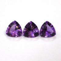 Аметист выращенный, триллион 12*12 мм