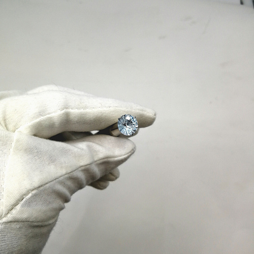 Топаз светло-голубой круг фантазийный 10 мм