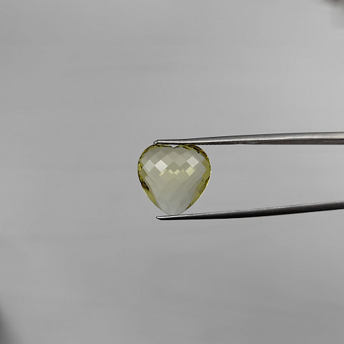 Цитрин сердце 15.5*15.5 мм