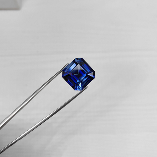 Сапфир выращенный, ашер 16*16 мм