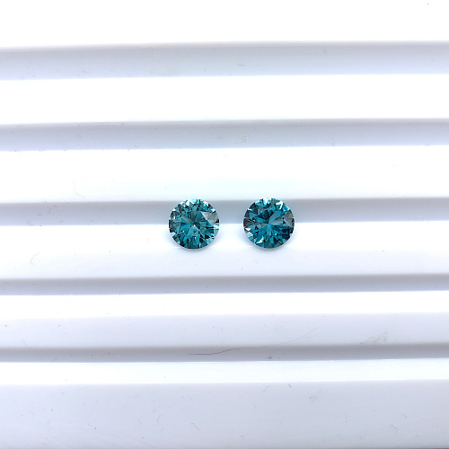 Топаз голубой круг 8 мм пара