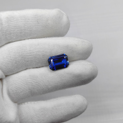 Сапфир выращенный, октагон, 14*10 мм