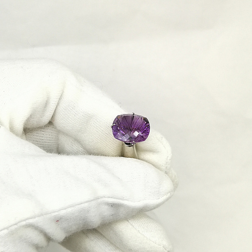 Аметист природный, кушон фантазийный 13*13 мм