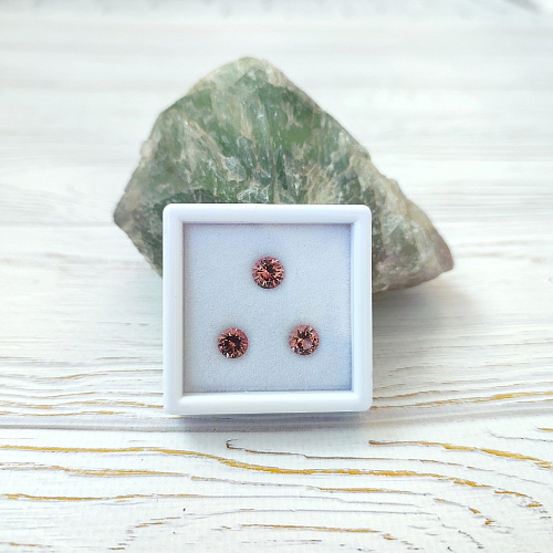 Турмалин розовый, круги 6.4 мм и 6 мм