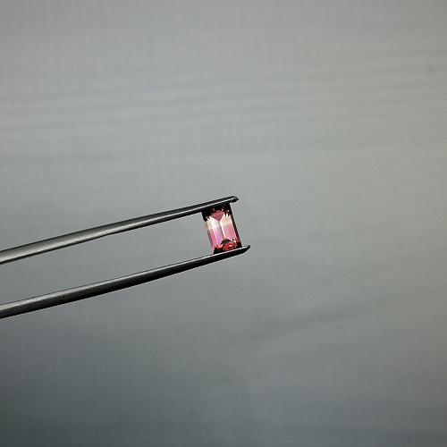 Турмалин полихромный багет 6.1*4 мм