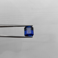 Сапфир выращенный, октагон ступенчатый, 12*10 мм