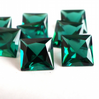 Изумруд гидротермальный, квадрат 10*10 мм