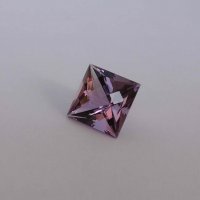 Аметист выращенный, квадрат, 14*14 мм