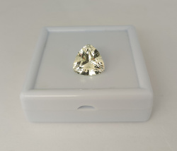 Цитрин светлый, триллион, 15.3*15.3 мм