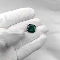 Изумруд гидротермальный ашер 14*14 мм