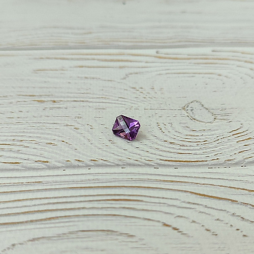 Аметист октагон 8*10 мм, смешанная огранка