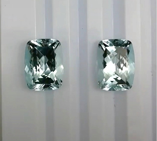 Топаз голубой, кушон, 16*12 мм