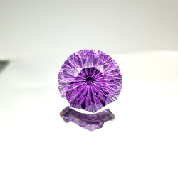 Аметист, фантазийная огранка, круг, 18 мм