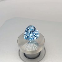 Топаз голубой sky, сердце, 10*10 мм