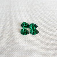 Изумруд гидротермальный, груша 12*8 мм