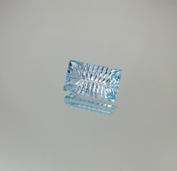 Топаз голубой, багет фантазийный 10*17 мм