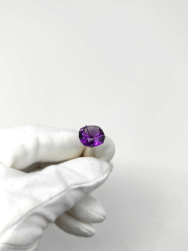 Аметист кушон 14*14 мм