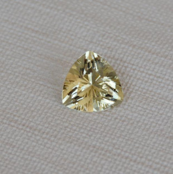 Цитрин, триллион, 14*14 мм