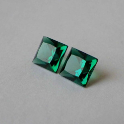 Изумруд гидротермальный, квадрат 7*7 мм