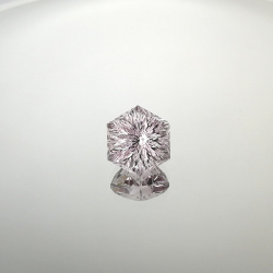 Аметист светлый, фантазийная огранка гексагон 15*15 мм