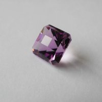 Аметист выращенный, октагон, 15*15 мм