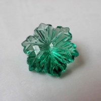 Кварц выращенный зеленый Цветок 19 мм