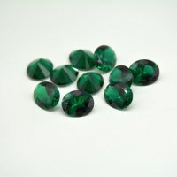 Изумруд гидротермальный, овал, 12*10 мм
