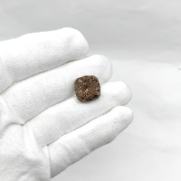 Раухтопаз антик фантазийный 16*16 мм