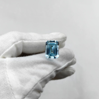 Топаз голубой, октагон 12*16 мм