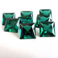 Изумруд гидротермальный, квадрат 8*8 мм