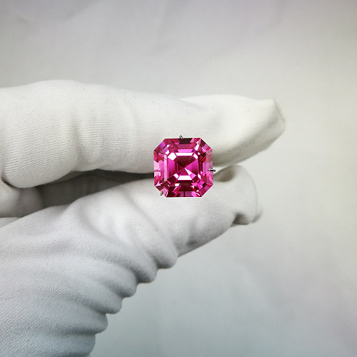 Рубин розовый выращенный, ашер 12*12 мм