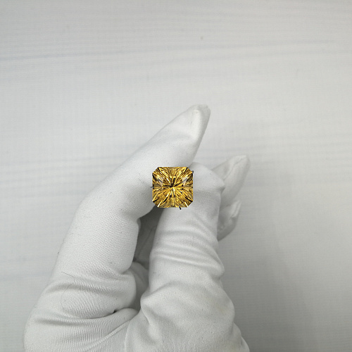 Цитрин медовый, октагон фантазийный 12*12 мм