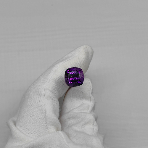 Аметист насыщенный, кушон 12*12 мм