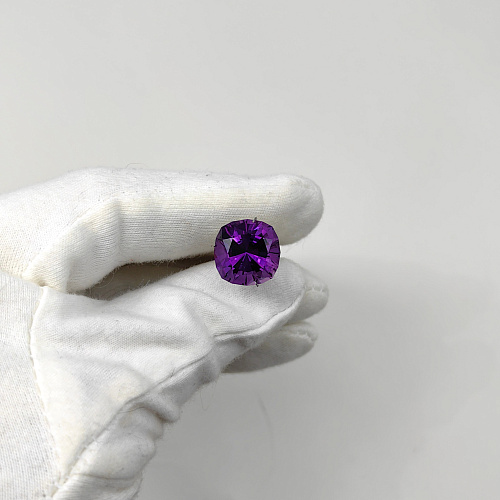 Аметист кушон 14*14 мм