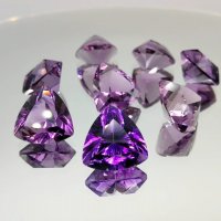 Аметист выращенный, триллион, 16*16 мм