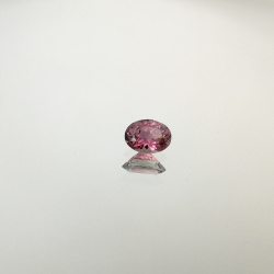 Турмалин розовый, овал, 6*8 мм